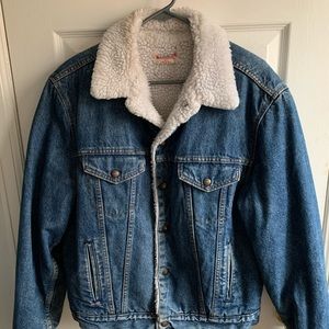 Vintage Levi’s Sherpa trucker jacket